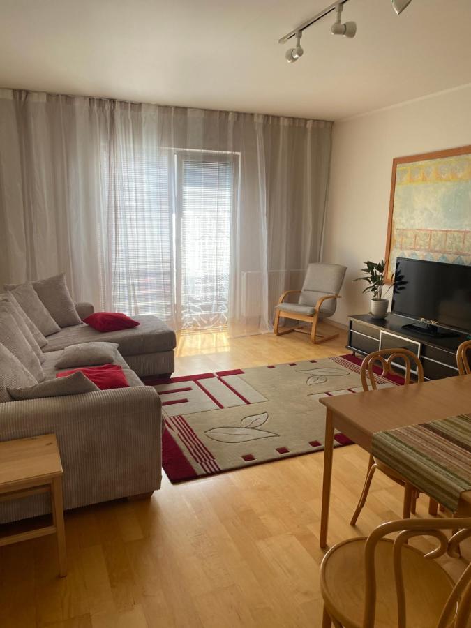 Kuressaare Tallinn Street Apartments Exterior foto