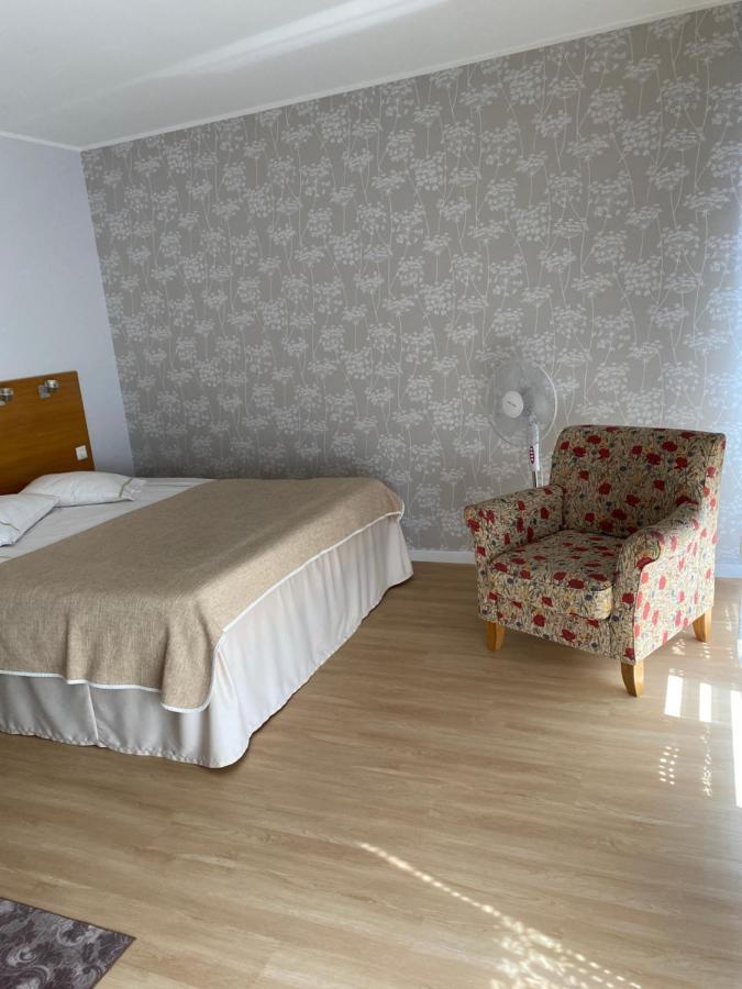 Kuressaare Tallinn Street Apartments Exterior foto